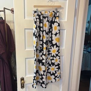 Wide Leg Daisy Print Pants - Black, White & Yellow farm rio